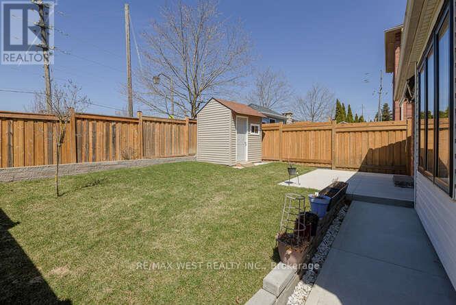 6 Gray Park Drive, Caledon, Ontario  L7E 2N3 - Photo 49 - W12971336