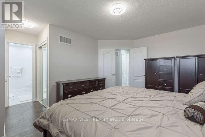 6 Gray Park Drive, Caledon, Ontario  L7E 2N3 - Photo 26 - W12971336