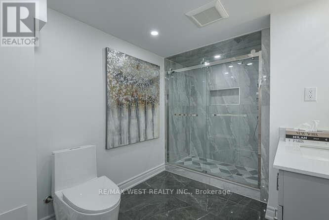 6 Gray Park Drive, Caledon, Ontario  L7E 2N3 - Photo 47 - W12971336