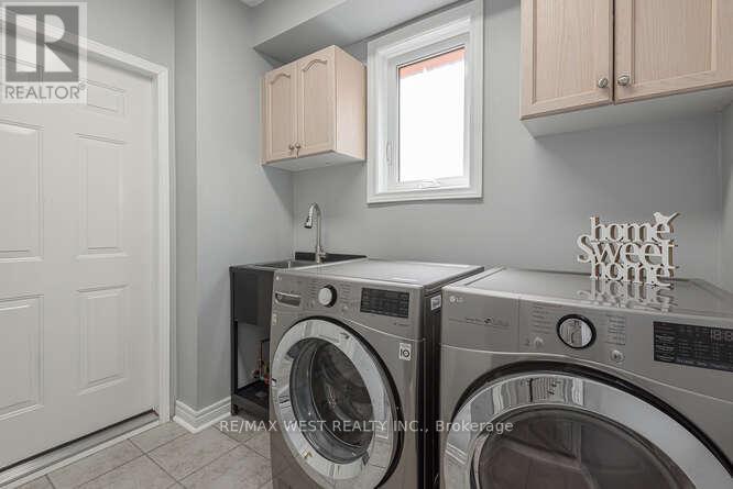 6 Gray Park Drive, Caledon, Ontario  L7E 2N3 - Photo 21 - W12971336