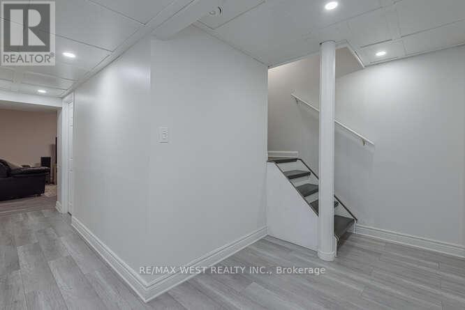 6 Gray Park Drive, Caledon, Ontario  L7E 2N3 - Photo 39 - W12971336