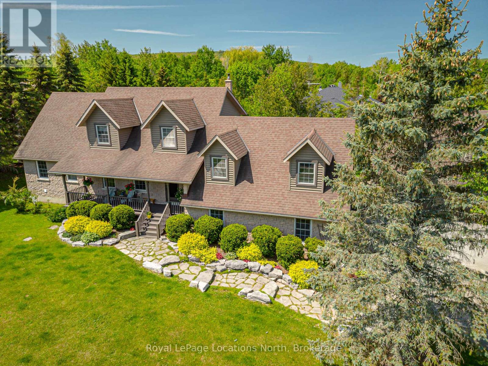 13 Parkland Drive, Clearview, Ontario  L9Y 3Y9 - Photo 2 - S12979534