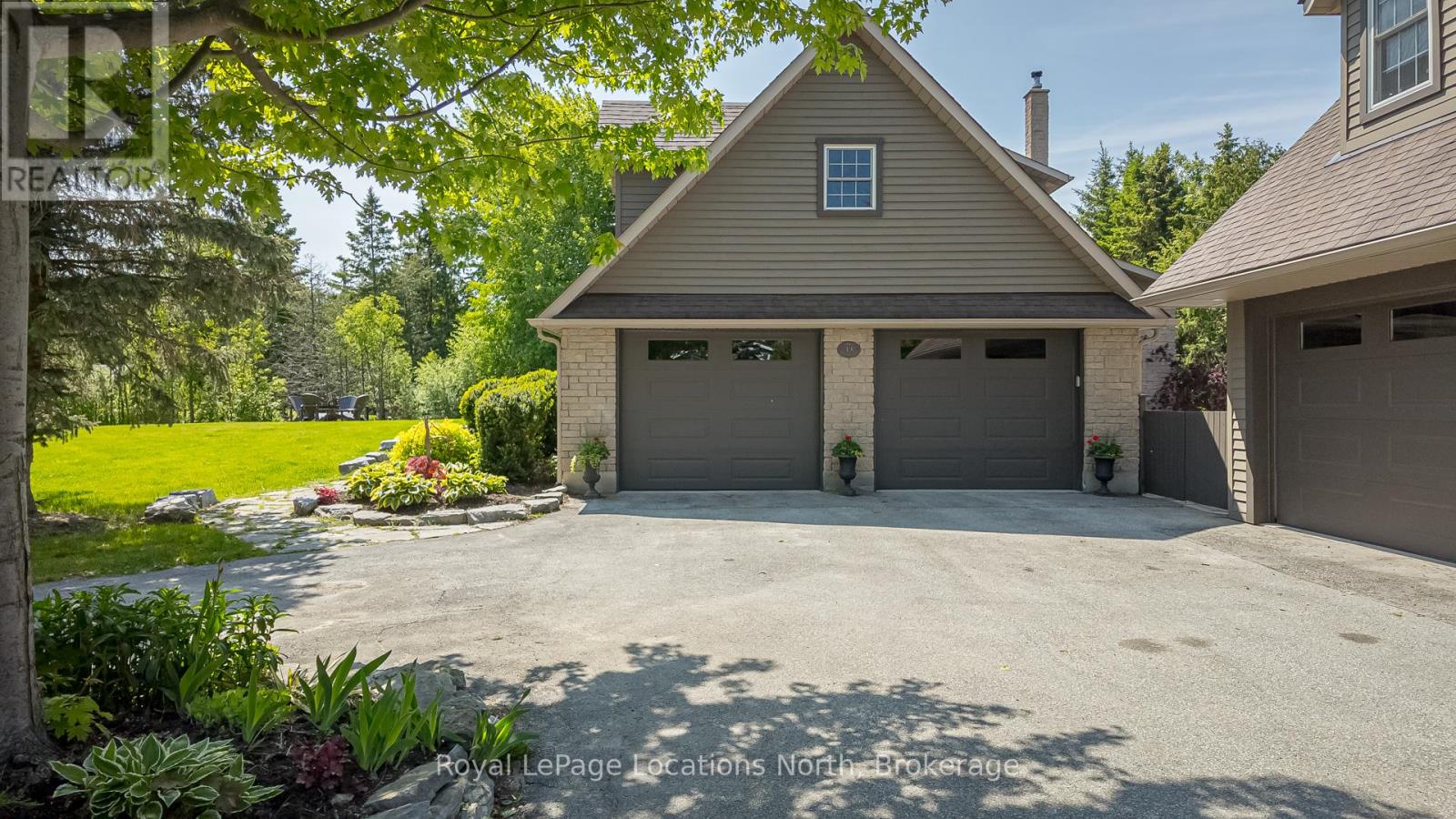 13 Parkland Drive, Clearview, Ontario  L9Y 3Y9 - Photo 8 - S12979534