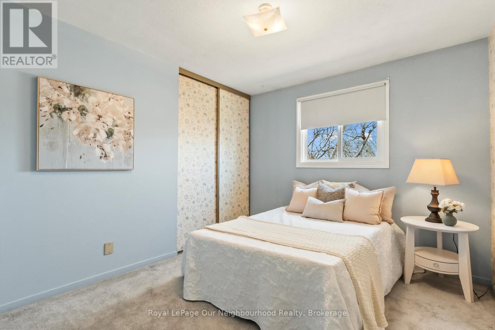 94 Howlett Avenue, Newmarket, Ontario  L3Y 5S5 - Photo 13 - N12979486