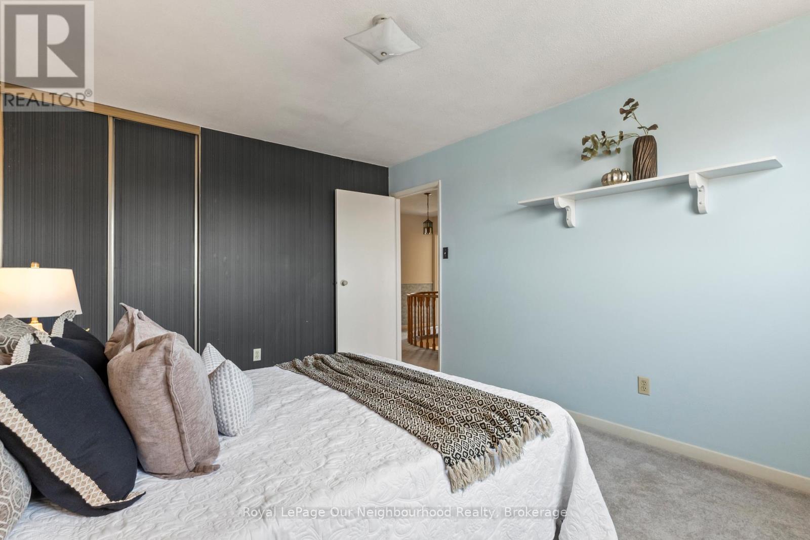 94 Howlett Avenue, Newmarket, Ontario  L3Y 5S5 - Photo 14 - N12979486