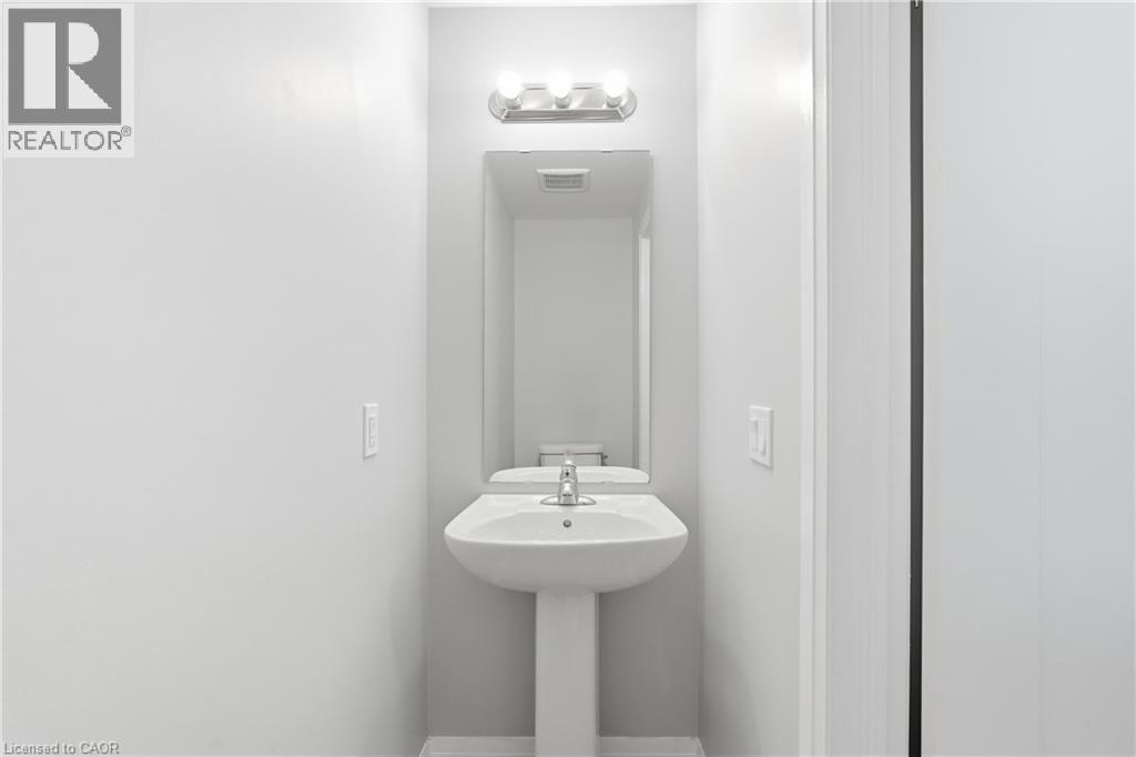 28 Aqua Lane, Glanbrook, Ontario  L0R 1P0 - Photo 13 - 40819421