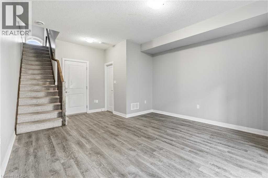 28 Aqua Lane, Glanbrook, Ontario  L0R 1P0 - Photo 23 - 40819421