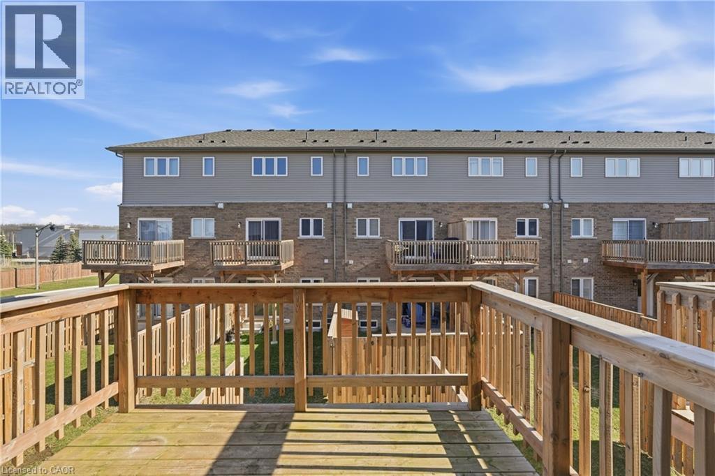 28 Aqua Lane, Glanbrook, Ontario  L0R 1P0 - Photo 27 - 40819421