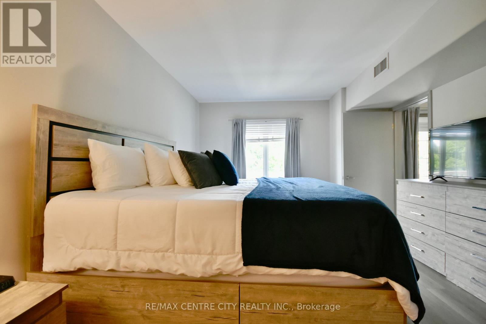 2494 - 90 Highland Drive, Oro-Medonte, Ontario  L0L 2L0 - Photo 21 - S12979424