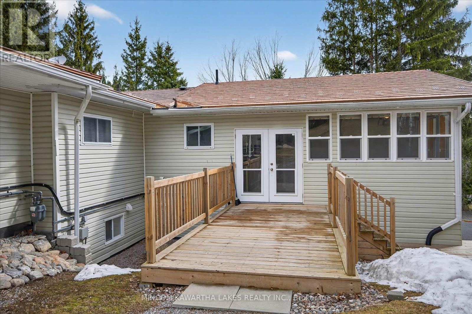 572 Fallis Line, Cavan Monaghan, Ontario  L0A 1G0 - Photo 2 - X12979506