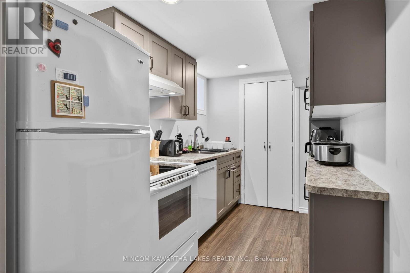 572 Fallis Line, Cavan Monaghan, Ontario  L0A 1G0 - Photo 36 - X12979506