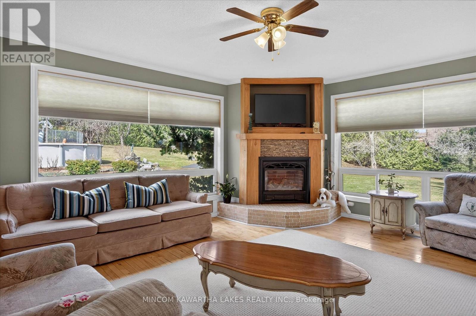 572 Fallis Line, Cavan Monaghan, Ontario  L0A 1G0 - Photo 4 - X12979506