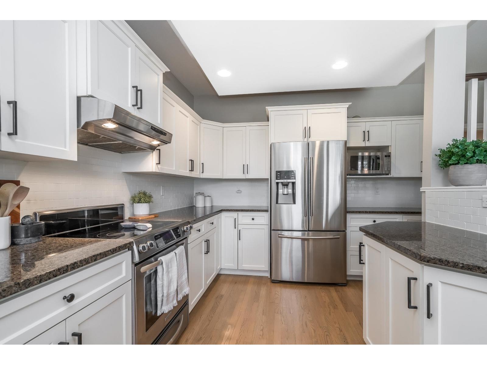 21075 86 Avenue, Langley, British Columbia  V1M 2L5 - Photo 4 - R3108885