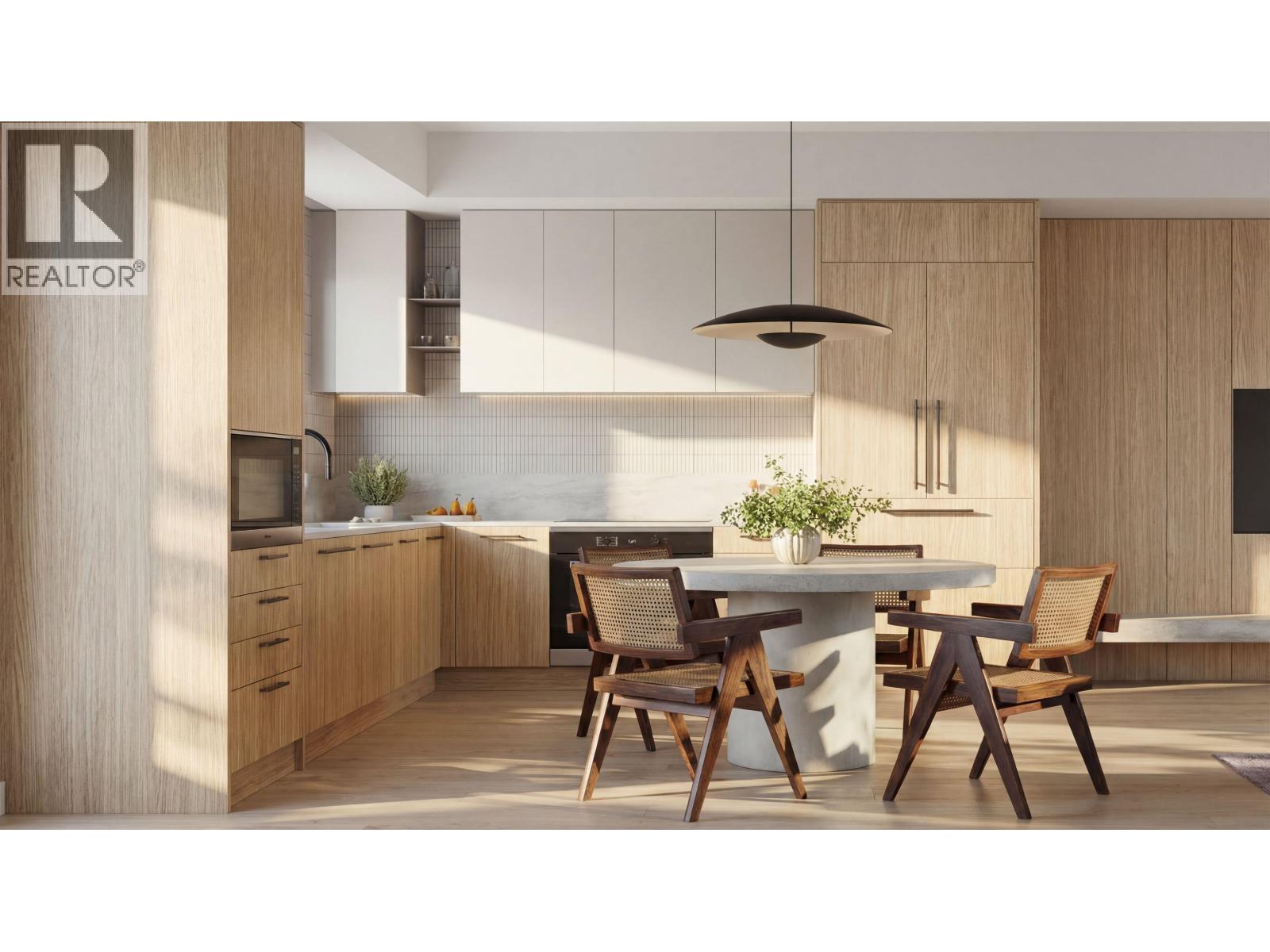 110 817 W 28 AVENUE, Vancouver, British Columbia