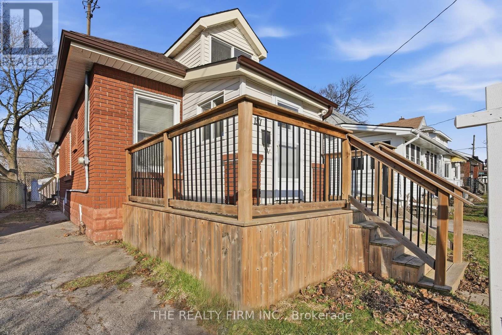 151 Brisbin Street, London East, Ontario  N5Z 2M2 - Photo 3 - X12979422