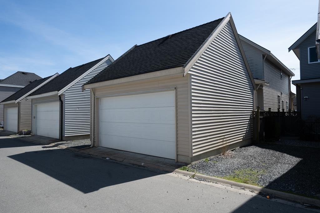 19555 72 Avenue, Surrey, British Columbia  V4N 3E8 - Photo 2 - R3109443