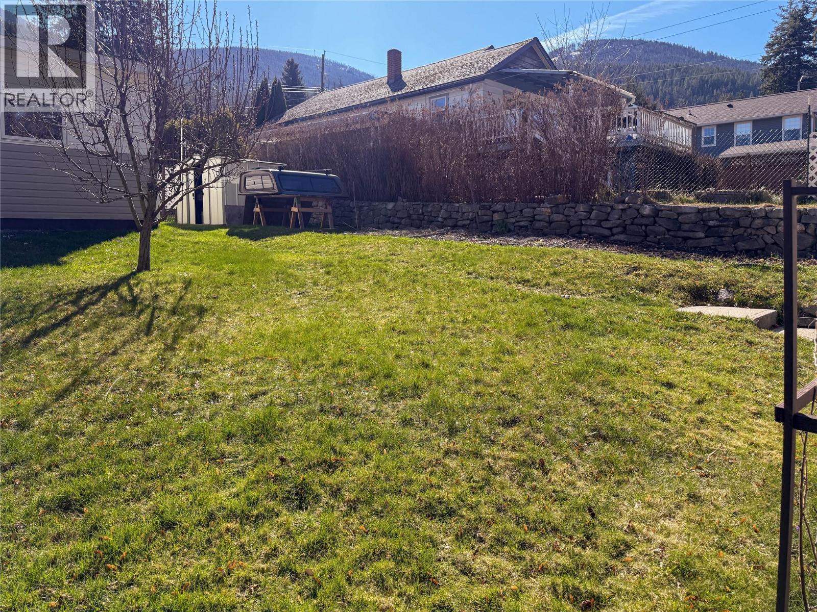 913 Sixth Street, Nelson, British Columbia  V1L 2Z4 - Photo 7 - 10376586