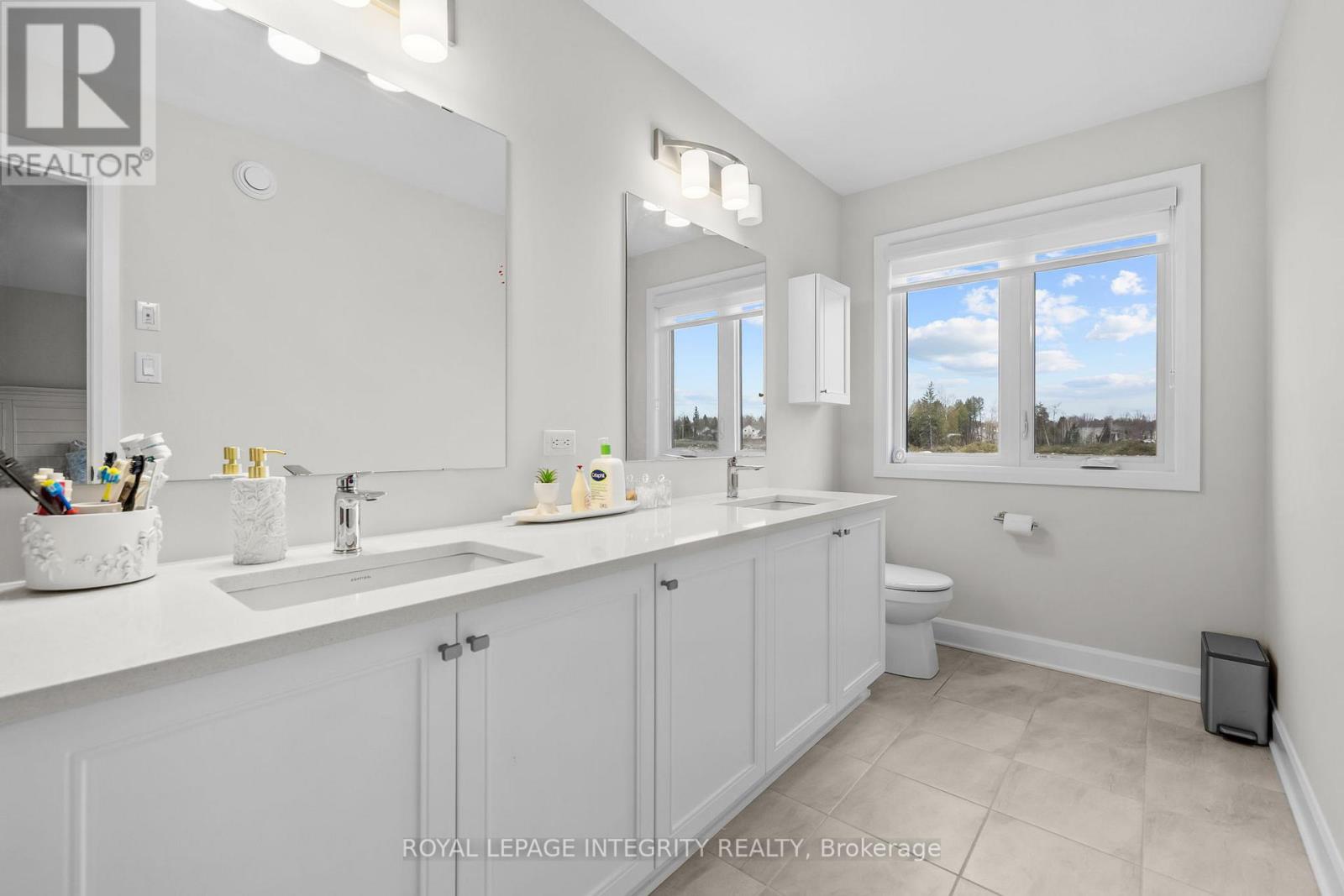 1081 Cope Drive, Ottawa, Ontario  K2S 2B5 - Photo 18 - X12979388