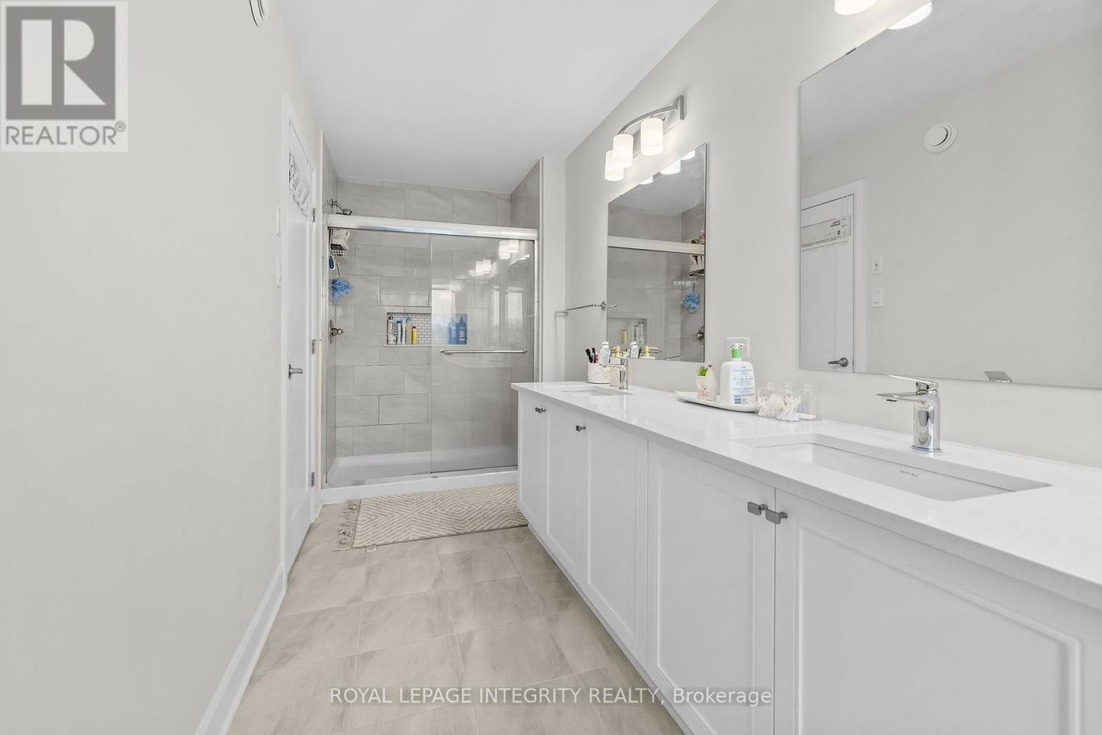 1081 Cope Drive, Ottawa, Ontario  K2S 2B5 - Photo 19 - X12979388