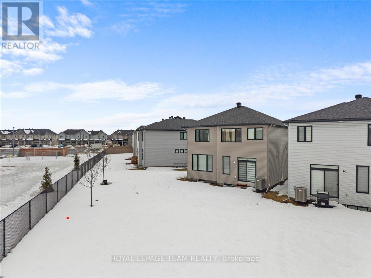 290 Turnbuckle Crescent, Ottawa, Ontario  K2J 7B7 - Photo 32 - X12979392