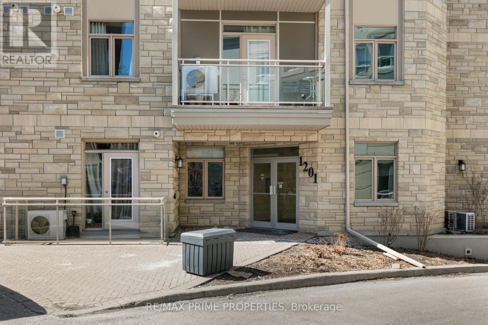 202 - 1201 Ohio Street, Ottawa, Ontario  K1H 0A1 - Photo 2 - X12979538