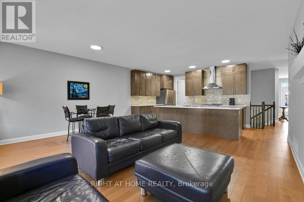 26 Stickleback Way, Ottawa, Ontario  K4A 1K9 - Photo 12 - X12979562