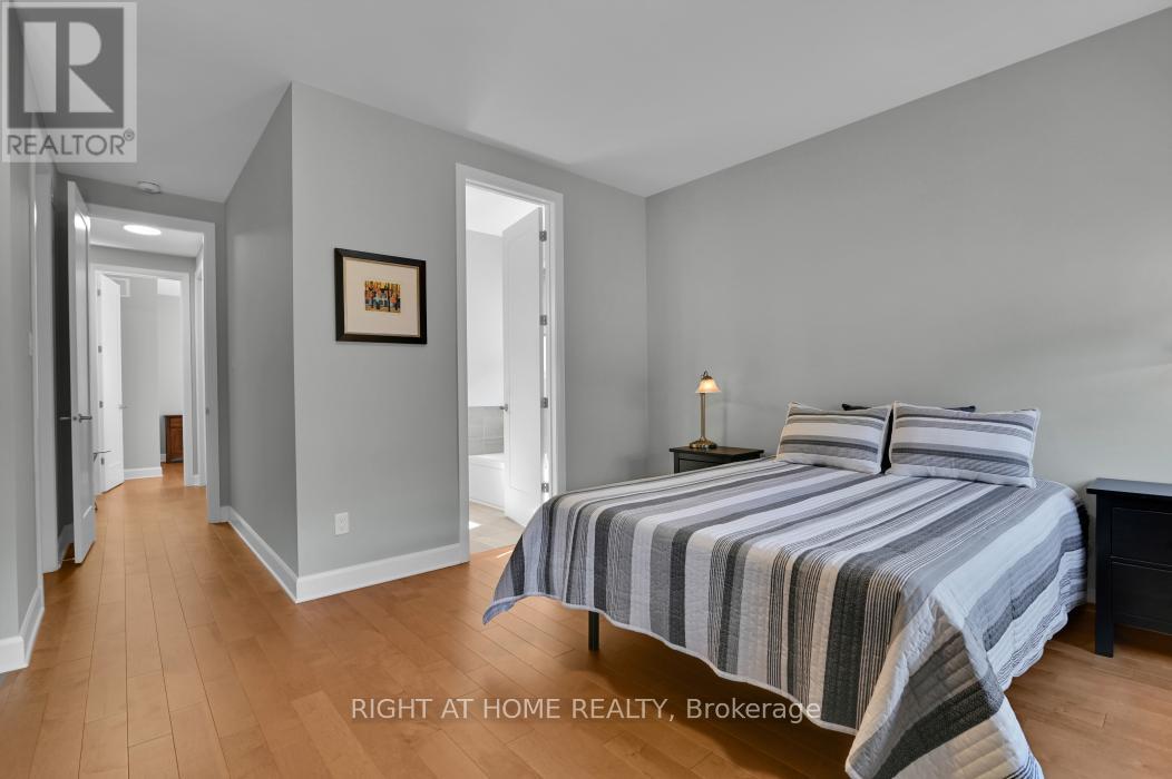 26 Stickleback Way, Ottawa, Ontario  K4A 1K9 - Photo 14 - X12979562