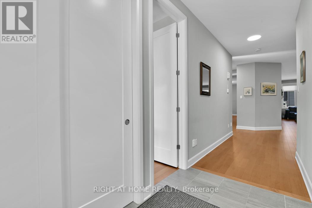 26 Stickleback Way, Ottawa, Ontario  K4A 1K9 - Photo 4 - X12979562