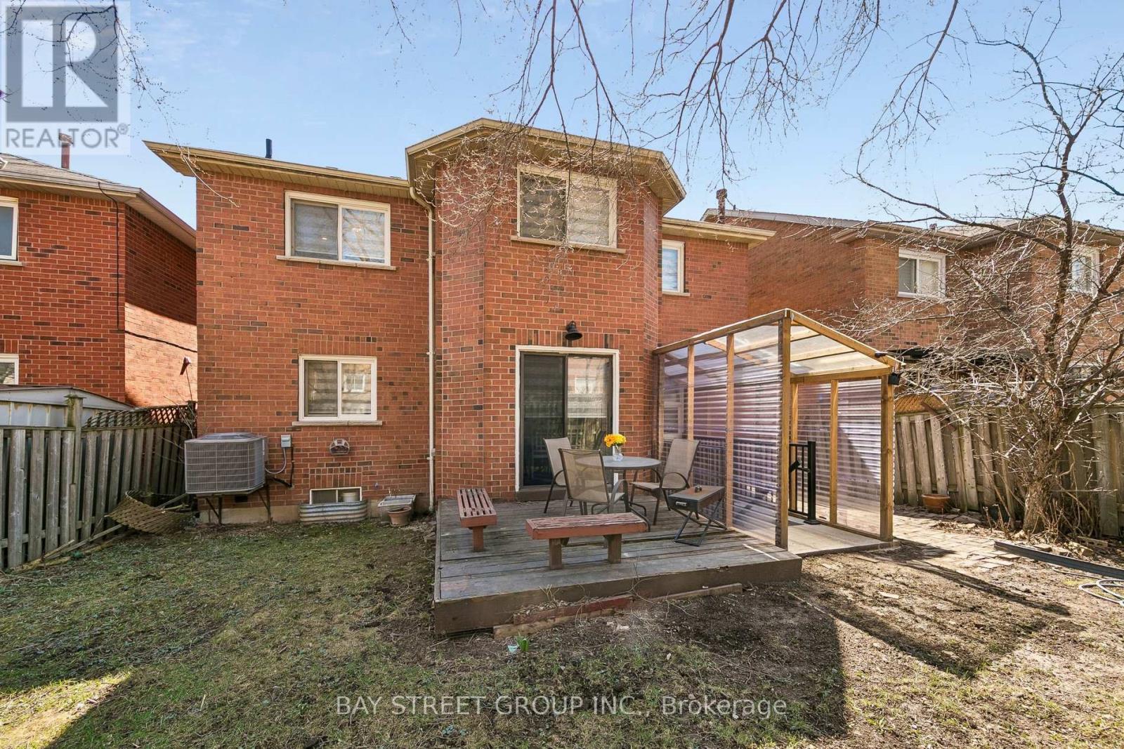 3307 Charlebrook Court, Mississauga, Ontario  L5L 5B5 - Photo 48 - W12978490