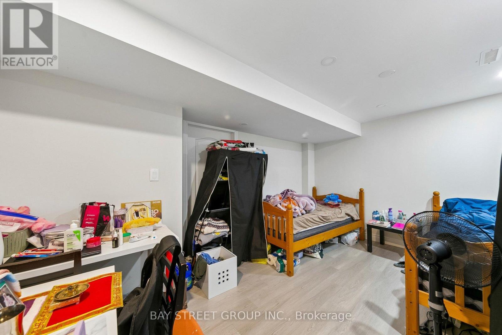 3307 Charlebrook Court, Mississauga, Ontario  L5L 5B5 - Photo 43 - W12978490