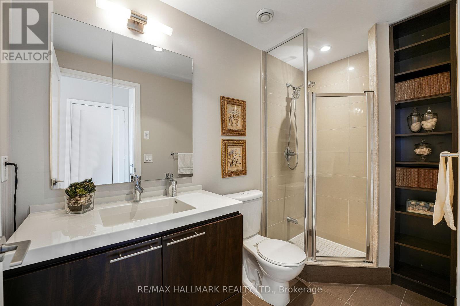 1621 - 70 Roehampton Avenue, Toronto, Ontario  M4P 1R2 - Photo 10 - C12979426