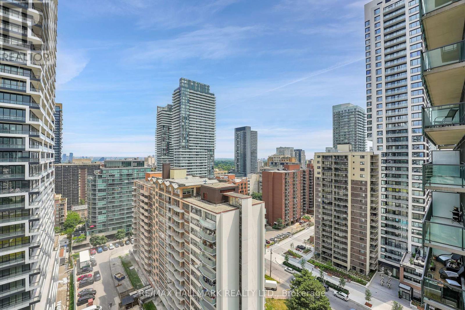 1621 - 70 Roehampton Avenue, Toronto, Ontario  M4P 1R2 - Photo 15 - C12979426