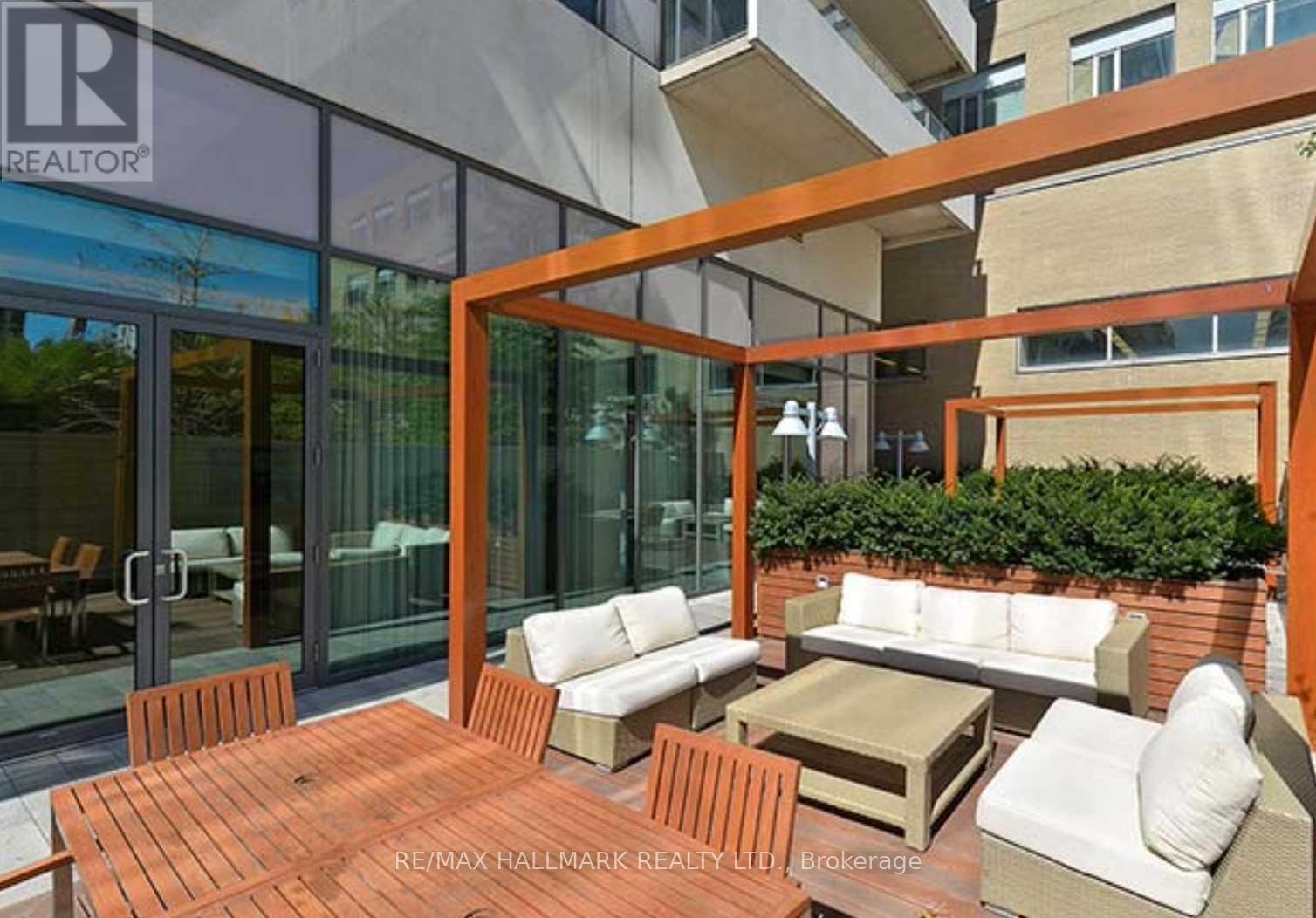 1621 - 70 Roehampton Avenue, Toronto, Ontario  M4P 1R2 - Photo 20 - C12979426