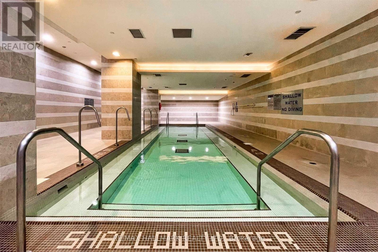 1621 - 70 Roehampton Avenue, Toronto, Ontario  M4P 1R2 - Photo 23 - C12979426