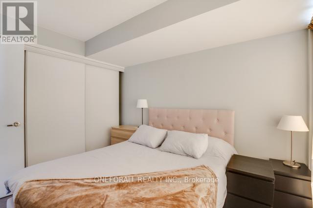 2315 - 15 Fort York Boulevard, Toronto, Ontario  M5V 3Y4 - Photo 11 - C12979450