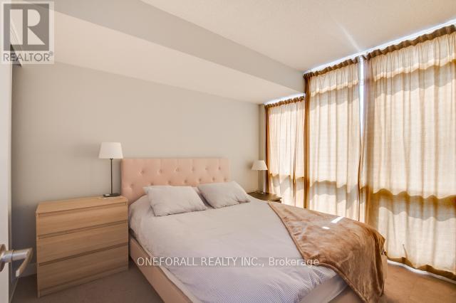 2315 - 15 Fort York Boulevard, Toronto, Ontario  M5V 3Y4 - Photo 13 - C12979450