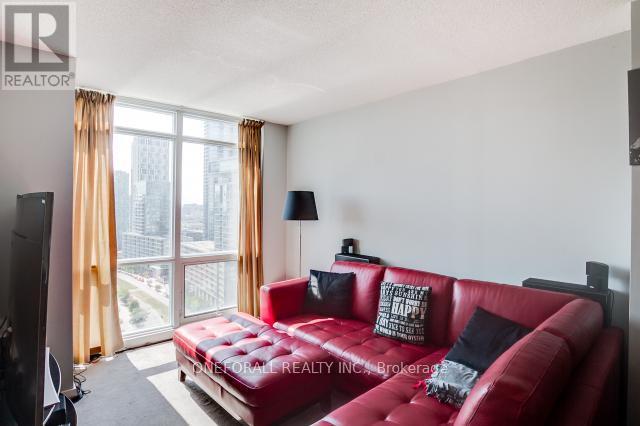2315 - 15 Fort York Boulevard, Toronto, Ontario  M5V 3Y4 - Photo 6 - C12979450