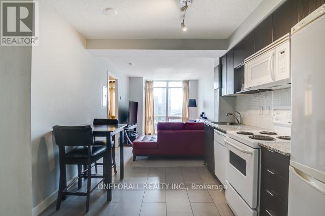 2315 - 15 Fort York Boulevard, Toronto, Ontario  M5V 3Y4 - Photo 8 - C12979450