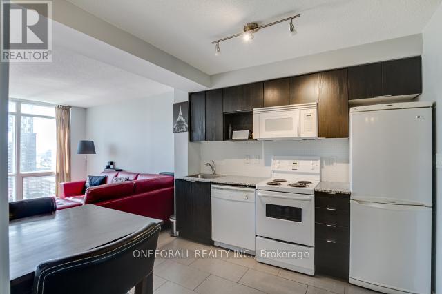 2315 - 15 Fort York Boulevard, Toronto, Ontario  M5V 3Y4 - Photo 9 - C12979450