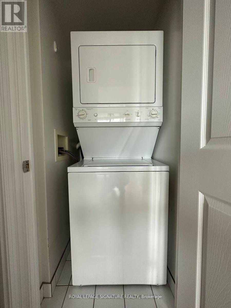 1201 - 5500 Yonge Street, Toronto, Ontario  M2N 7L1 - Photo 8 - C12979520