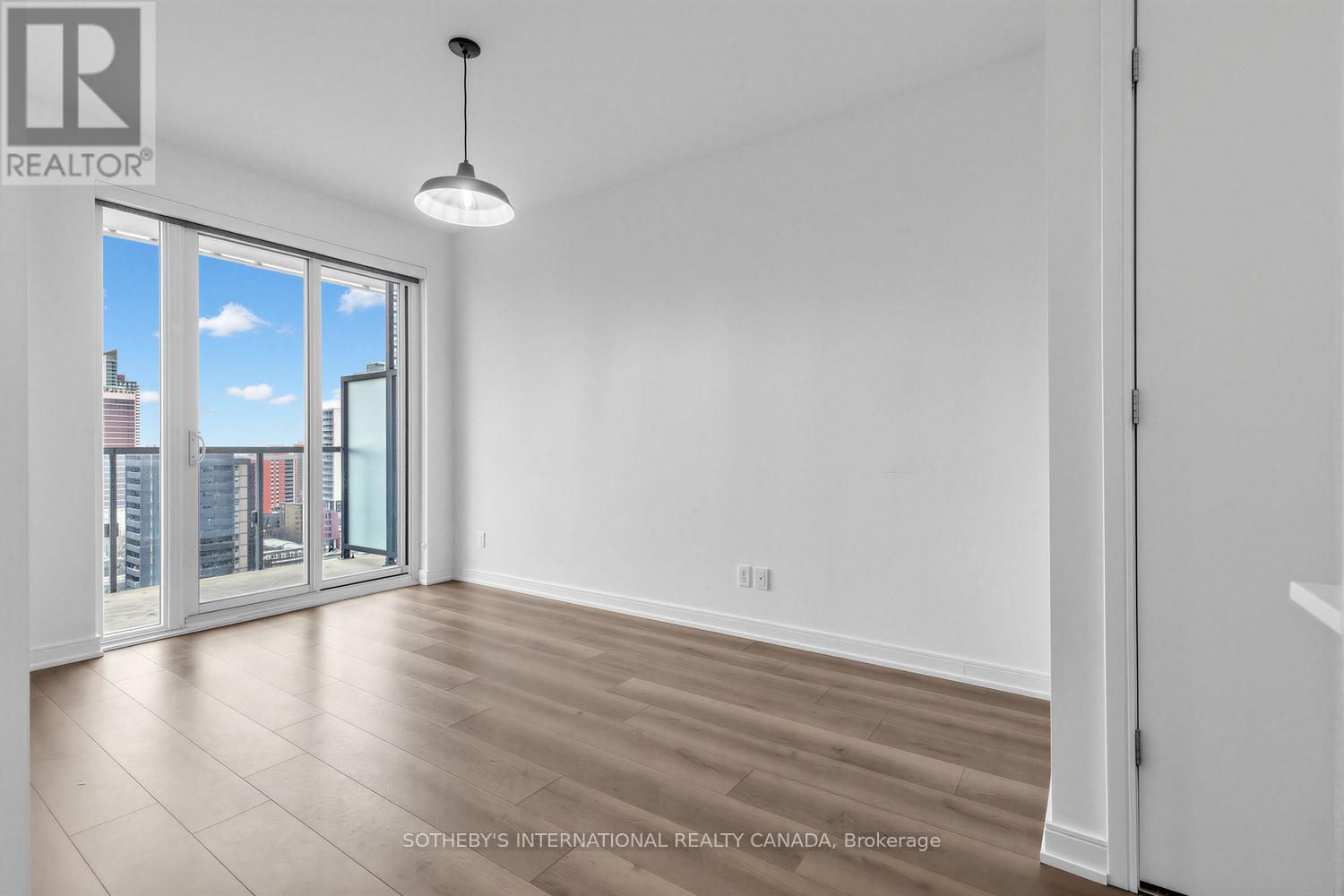 1806 - 3 Gloucester Street, Toronto, Ontario M4Y 0C6 - Photo 5 - C12979526