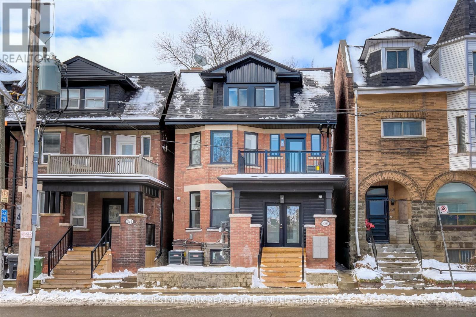 UNIT 3 - 326 ST GEORGE STREET, Toronto, Ontario