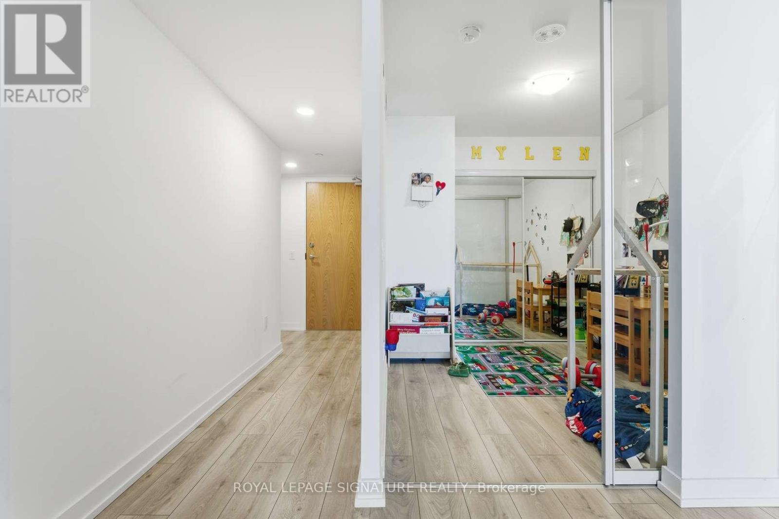 312 - 1455 Celebration Drive, Pickering, Ontario  L1W 1L8 - Photo 7 - E12979514