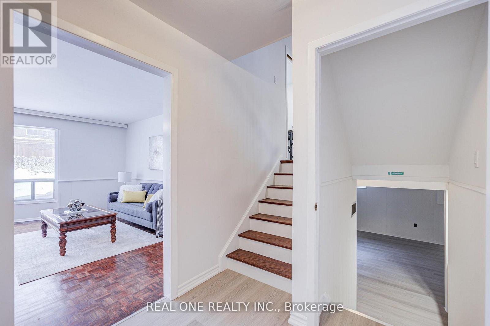 22 Kenmanor Boulevard, Toronto, Ontario  M1W 1R7 - Photo 34 - E12979550