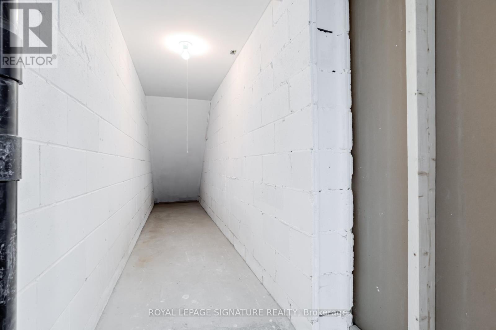 3 - 861 O'connor Drive, Toronto, Ontario  M4B 2S7 - Photo 20 - E12979554