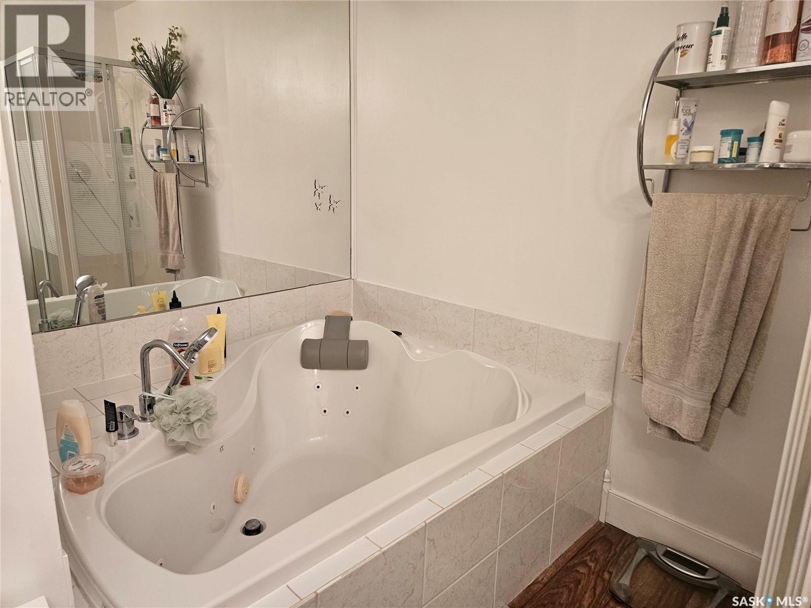 5 1292 Gordon Road, Moose Jaw, Saskatchewan  S6H 3E5 - Photo 15 - SK032458