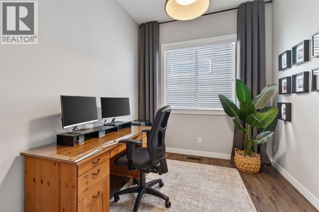 55 Mist Mountain Rise, Okotoks, Alberta  T1S 5R4 - Photo 16 - A2294310