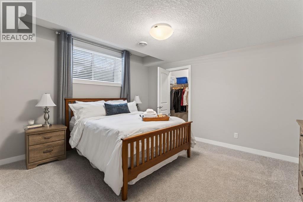 55 Mist Mountain Rise, Okotoks, Alberta  T1S 5R4 - Photo 35 - A2294310