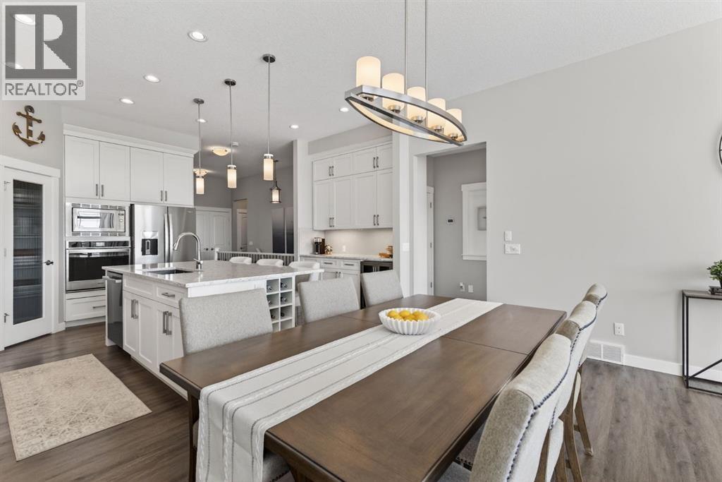 55 Mist Mountain Rise, Okotoks, Alberta  T1S 5R4 - Photo 10 - A2294310