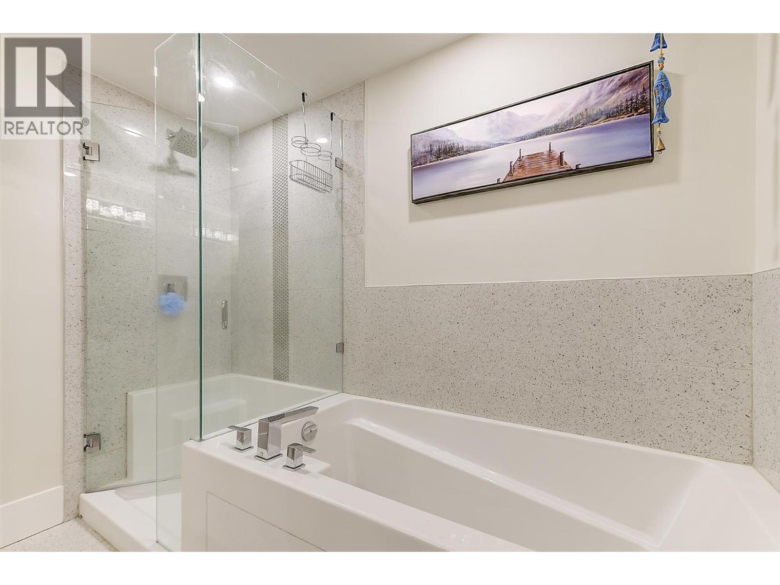 4000 Redstone Crescent Unit# 222 Peachland, BC V0H1X5_23